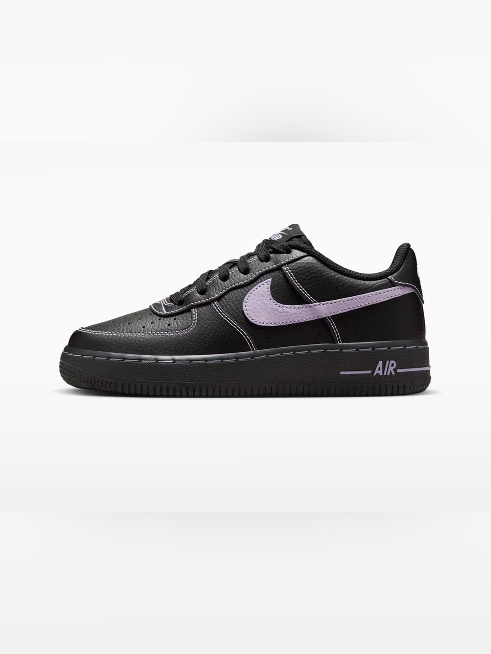 Nike Air Force 1 Low '07 LV8
Hydrangeas Black size 6.5y